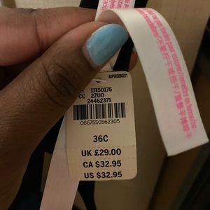 Victoria’s Secret push up bra